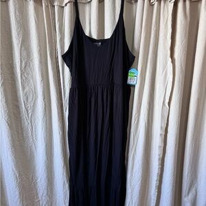 Chic Black Maxi Dress by cg•l•cg
